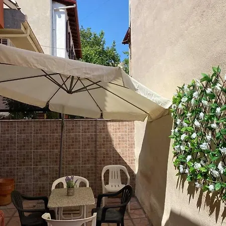 Appartamento Ano Poli 2
